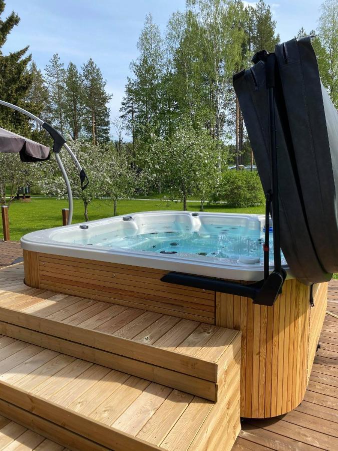 Huhtaniemen Moekkikylae Hotel Veteli Kültér fotó